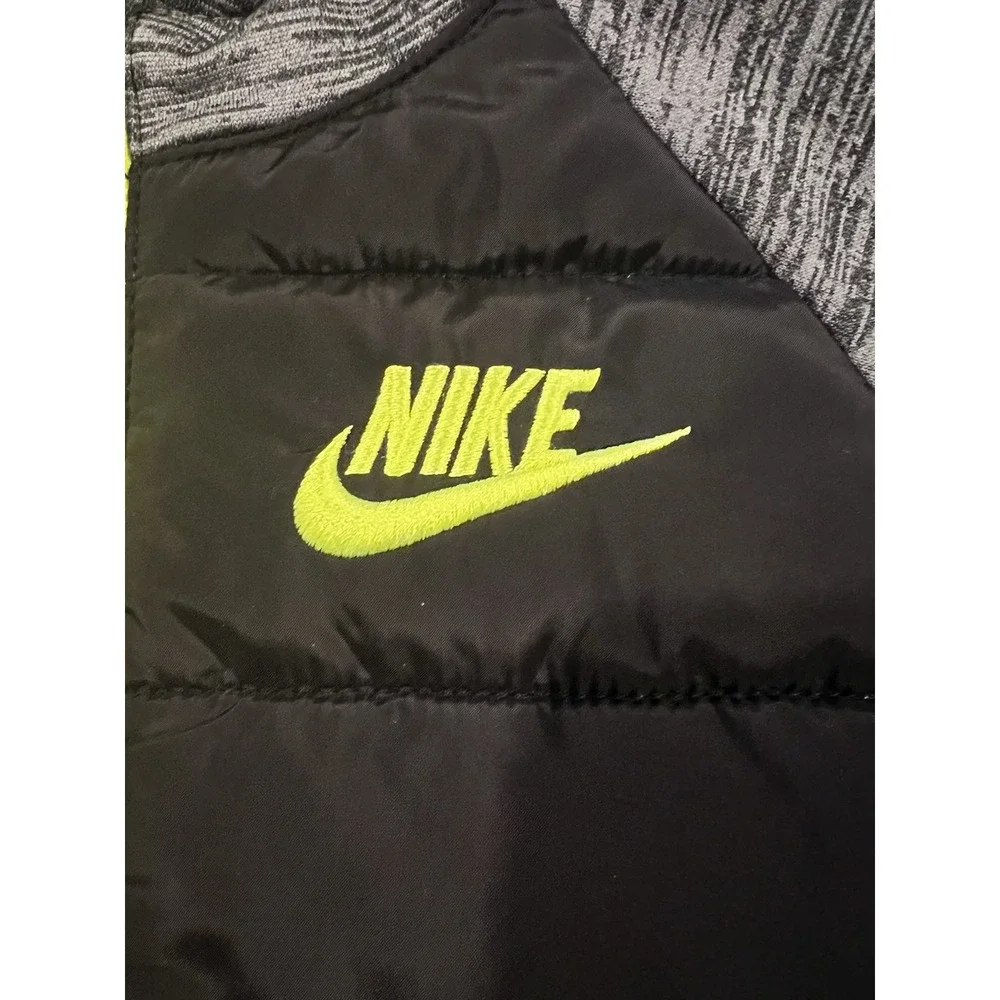 Nike toddlers puffer